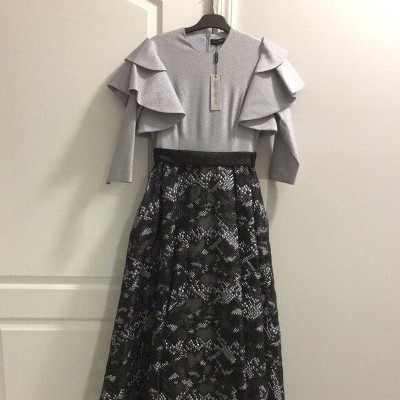 C&M brand name Womens Modest Gown NWT - Picture 2 of 3